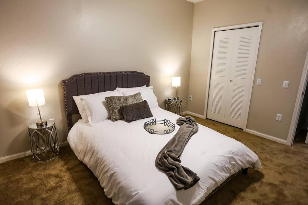 Lux 2Bd 2Ba Minutes From The Water Lejlighed Pensacola Eksteriør billede