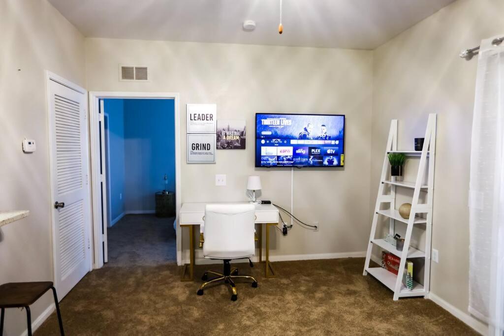 Lux 2Bd 2Ba Minutes From The Water Lejlighed Pensacola Eksteriør billede